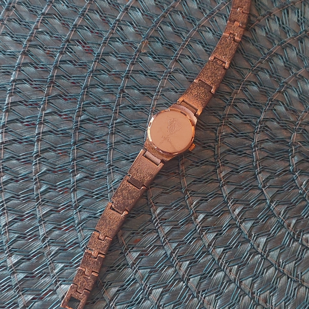 Vintage Gucci Watch View 4